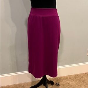Azules Magenta Midi Skirt